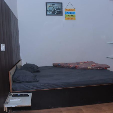 Madan Residency , Amritsar Hotel Bagian luar foto