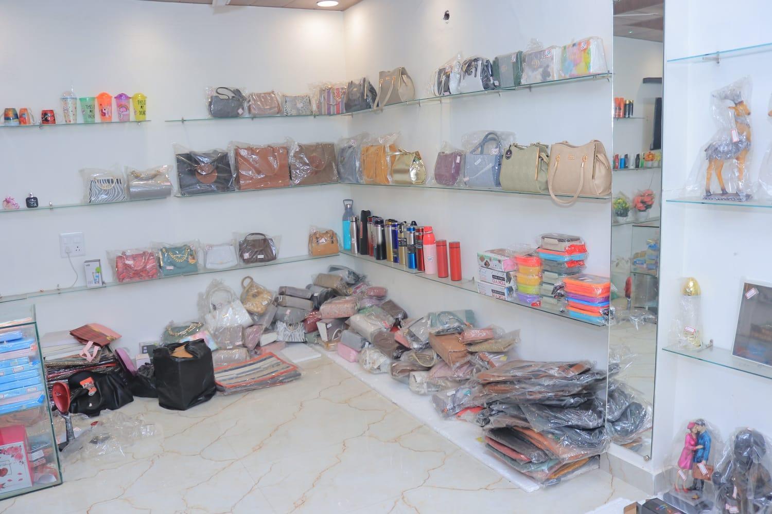Madan Residency , Amritsar Hotel Bagian luar foto